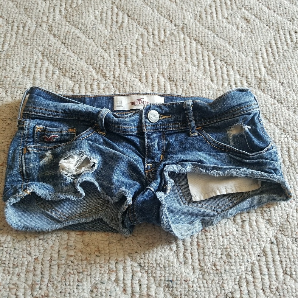 Hollister jean shorts 00